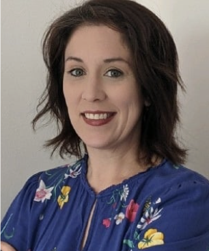 Rachel Oster Headshot