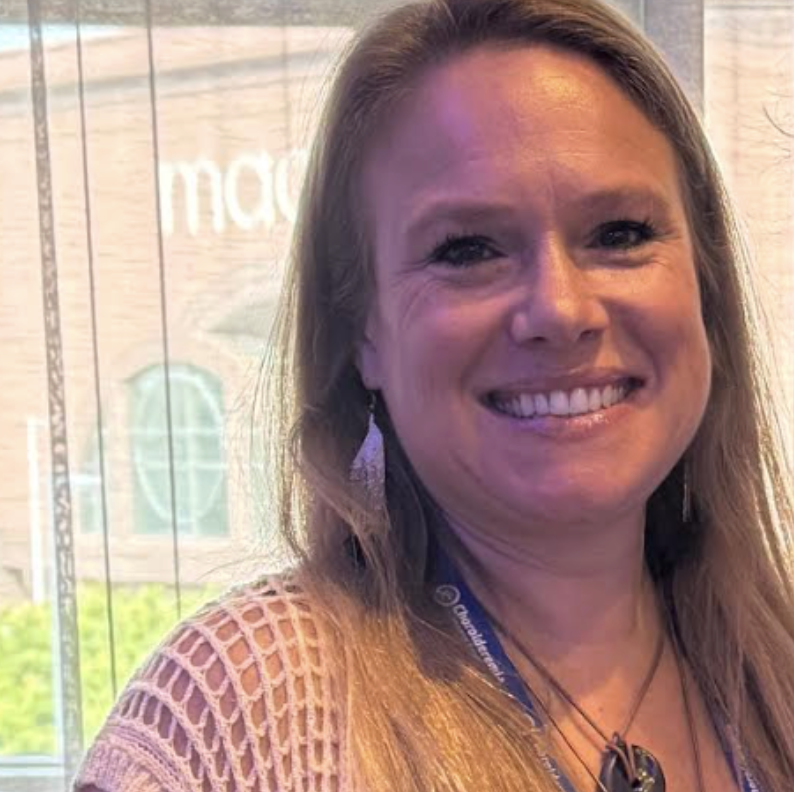 Headshot of Angela Ricketts